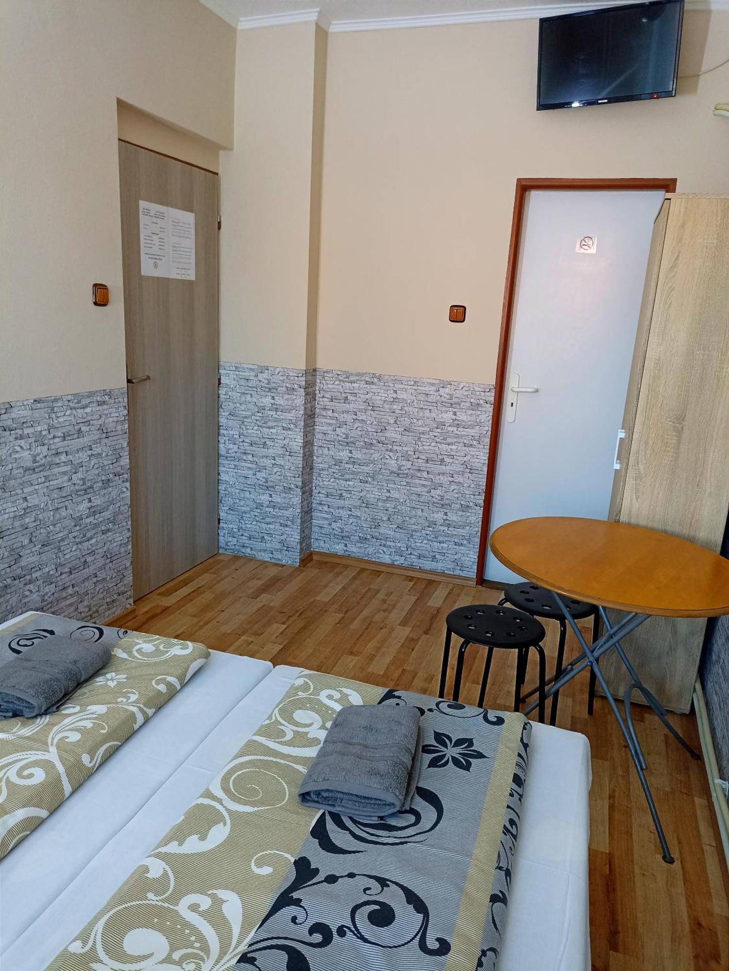 Abturist Penzion Sturovo Luaran gambar