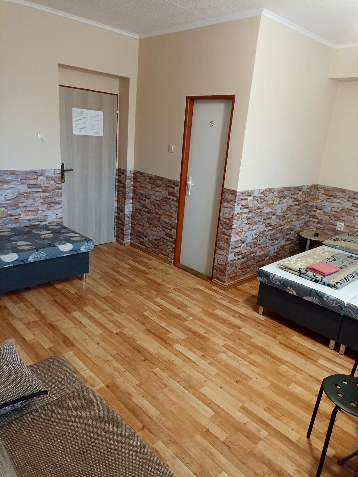 Abturist Penzion Sturovo Luaran gambar