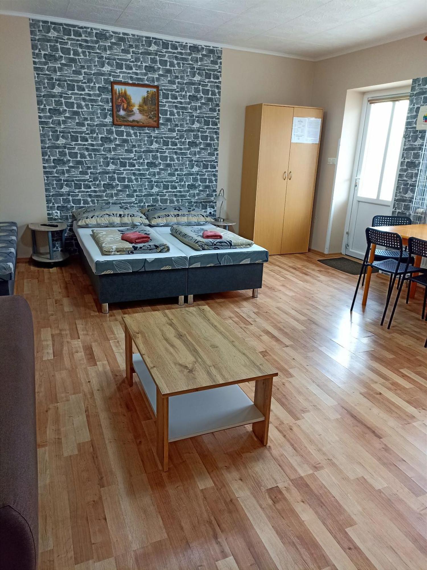 Abturist Penzion Sturovo Luaran gambar